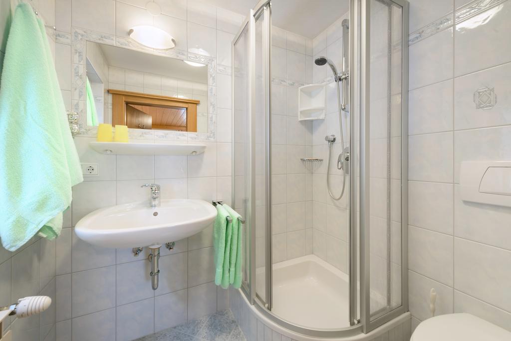 Ferienwohnung Haus Meneweger Flachau Zimmer foto