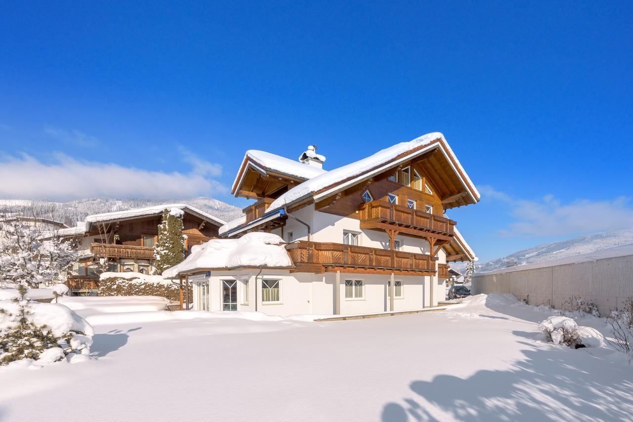 Ferienwohnung Haus Meneweger Flachau Exterior foto